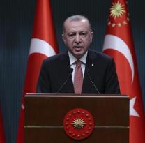 SOKAĞA ÇIKMA KISITLAMALARI BİTİYOR… SEYAHAT YASAĞI BİTİYOR…