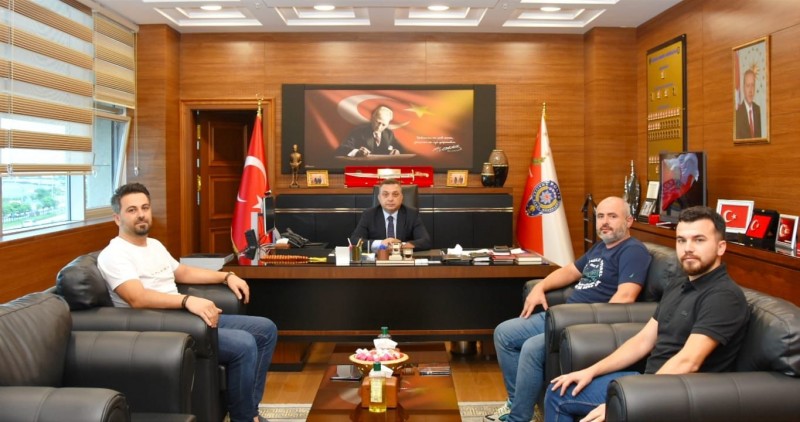 Yönetim kurulumuz Giresun İl Emniyet Müdürü Saruhan Kızılay’ı makamında ziyaret etti.