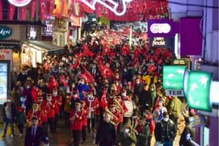 Giresun’da Cumhuriyet Yürüyüşü Coşkulu Bir Kalabalıkla Gerçekleştirildi