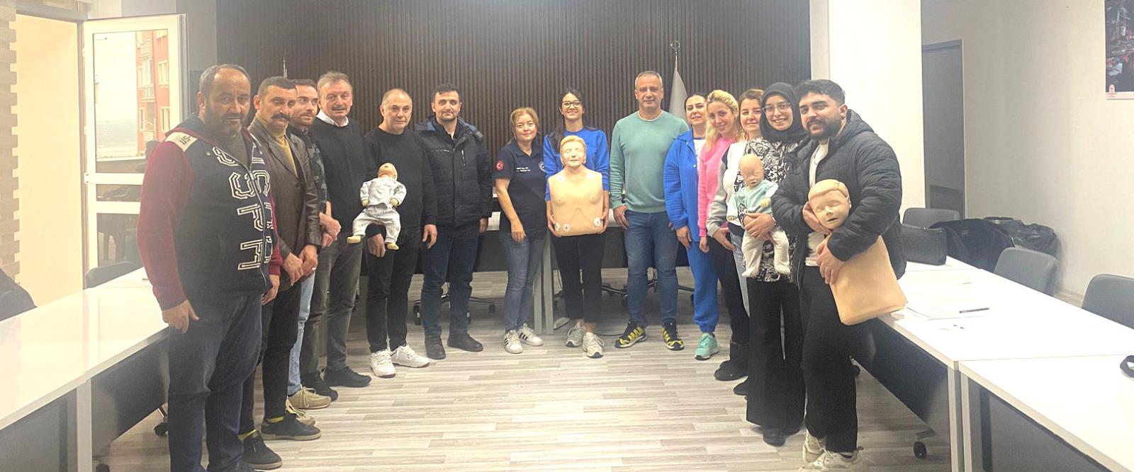 Giresun Üniversitesi Çalışanlarına Yönelik Düzenlenen İlkyardımcı Eğitimleri Sona Erdi