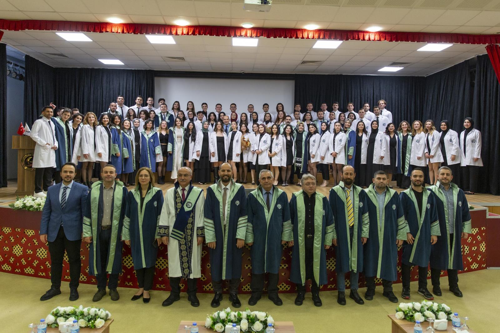 Diş Hekimliği Fakültesi Beyaz Önlük Giyme Töreni