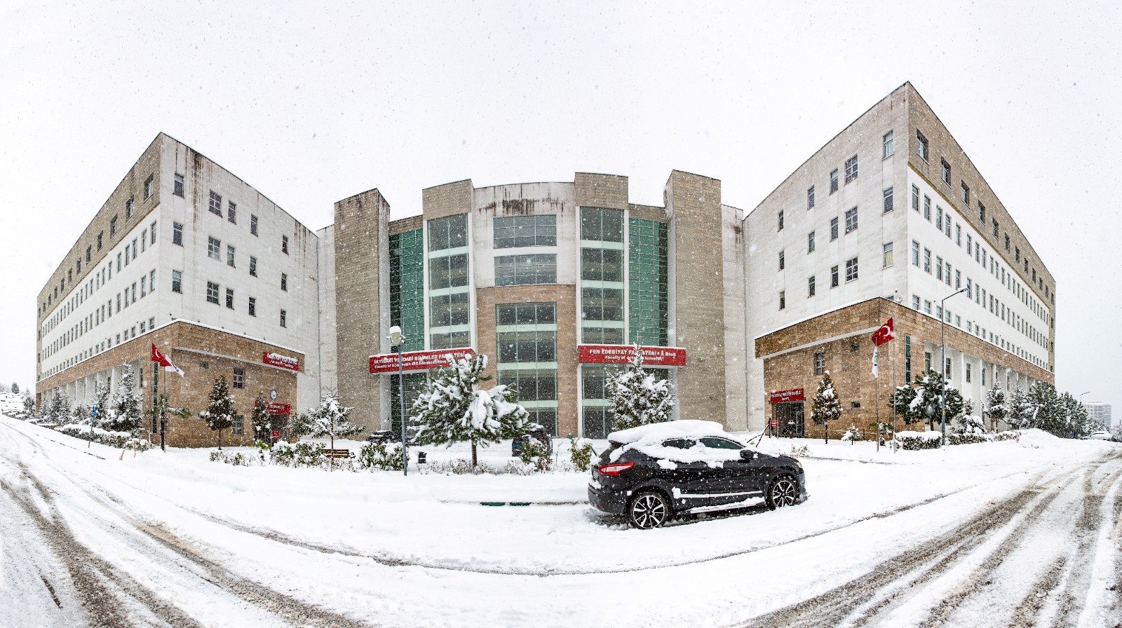 Giresun Üniversitesi Güre Yerleşkesi’nde Görsel Şölen
