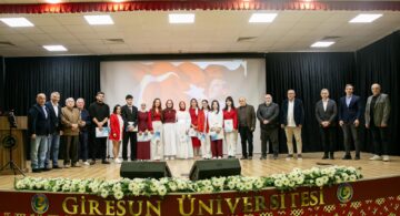 “Türk Şiirinin Gür Sesi” Şiir Dinletisi Gerçekleşti