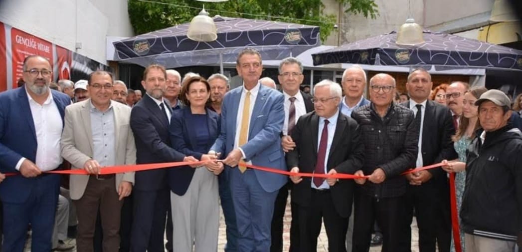 BİR DİZİ ZİYARET VE AÇILIŞLAR YAPTILAR