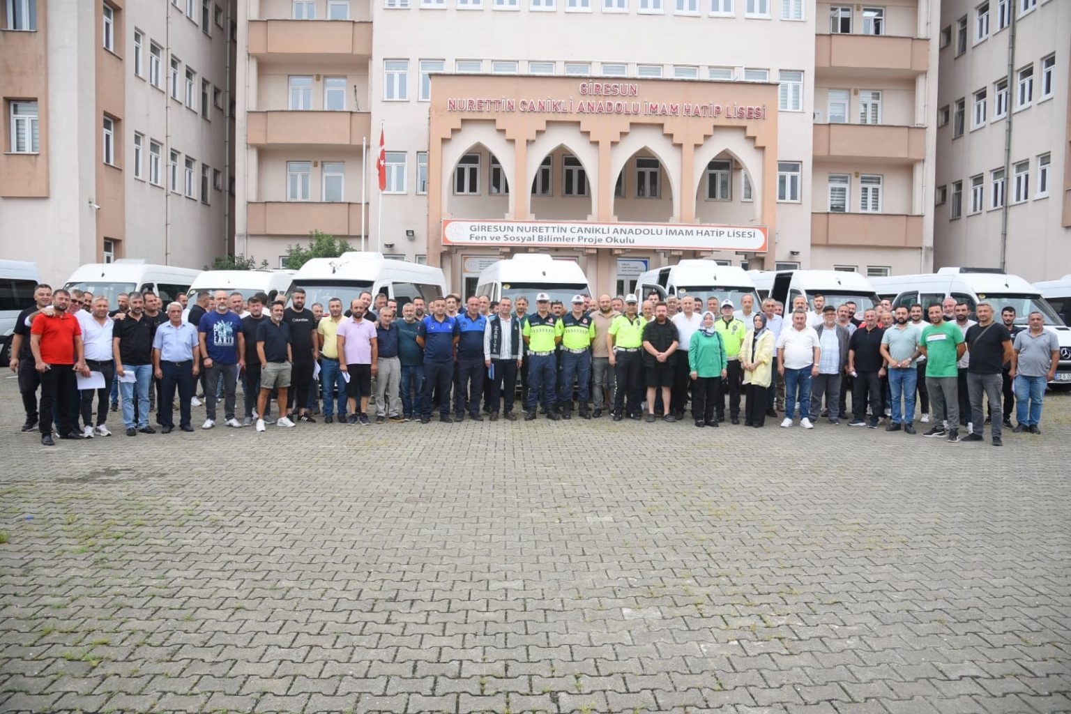 GİRESUN BELEDİYESİ’NDEN OKUL SERVİSLERİNE DENETİM