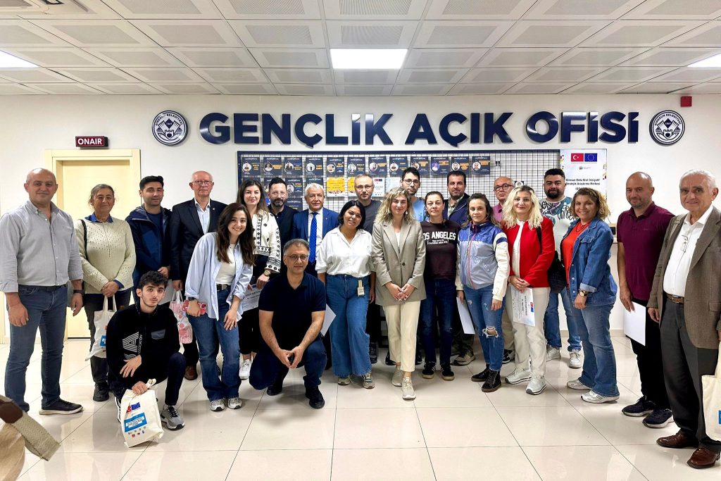 GİRESUN’DA SİVİL KATILIM EĞİTİMLERİ TAMAMLANDI