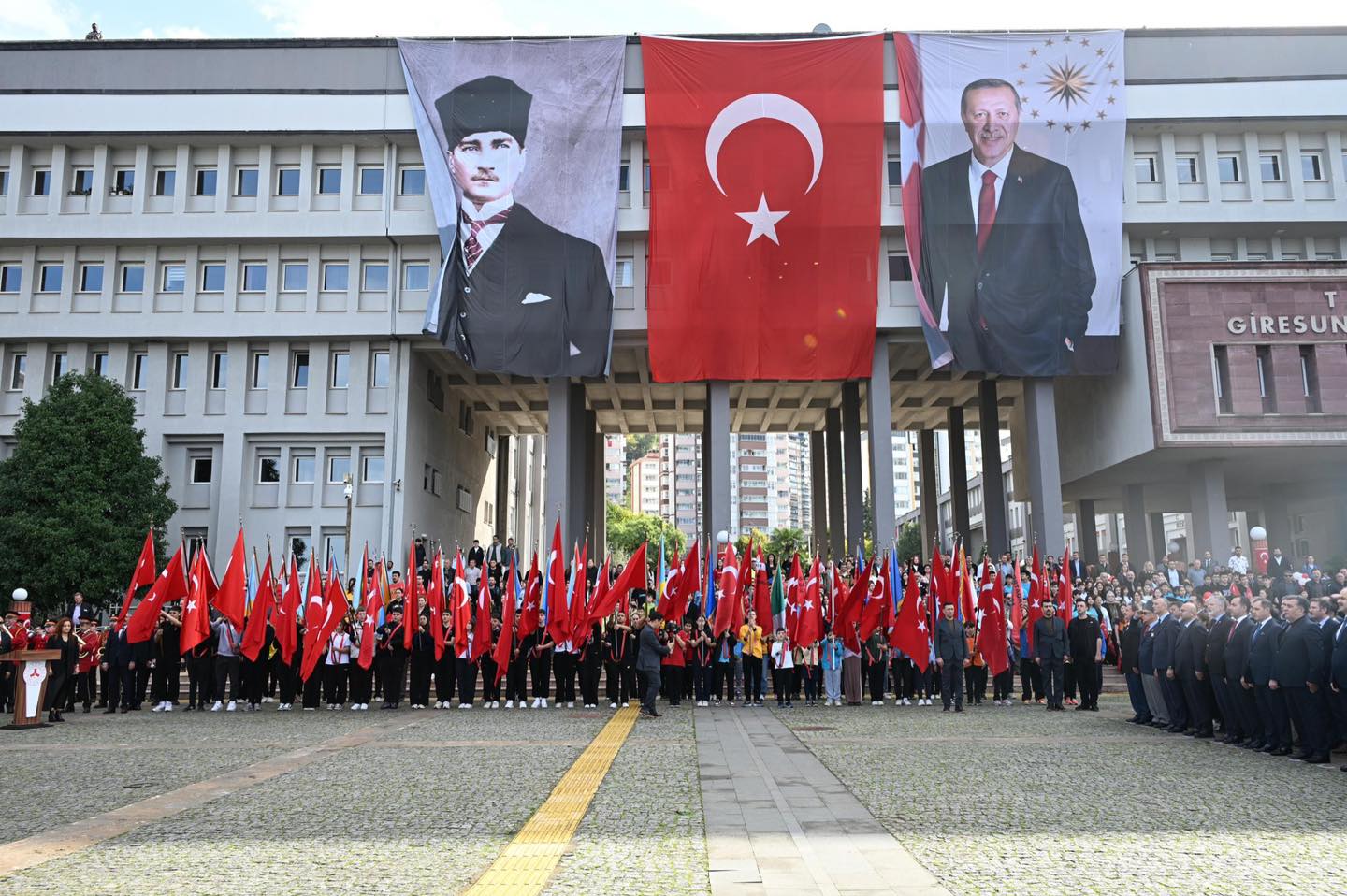 29 Ekim Cumhuriyet Bayramı Kutlamaları Başladı