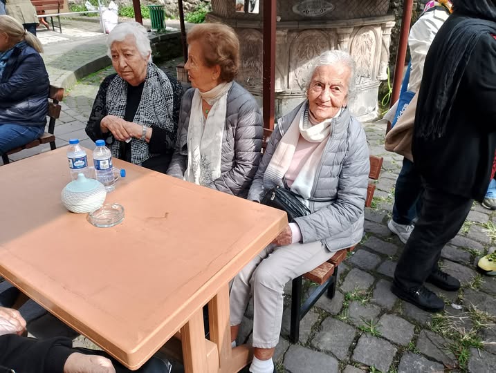 başka bişi yazamam ki bugün..
