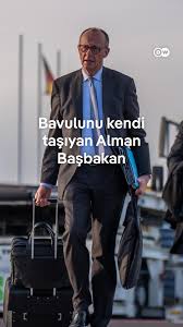 VALİZİNİ KENDİ TAŞIYAN BİR BAŞBAKAN VE DÜŞÜNDÜRDÜKLERİ