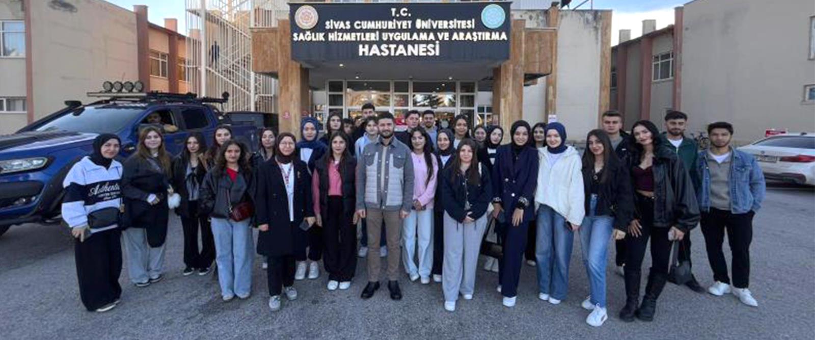 Sağlık Kurumları İşletmeciliği programı Sivas’a eğitim gezisi düzenledi