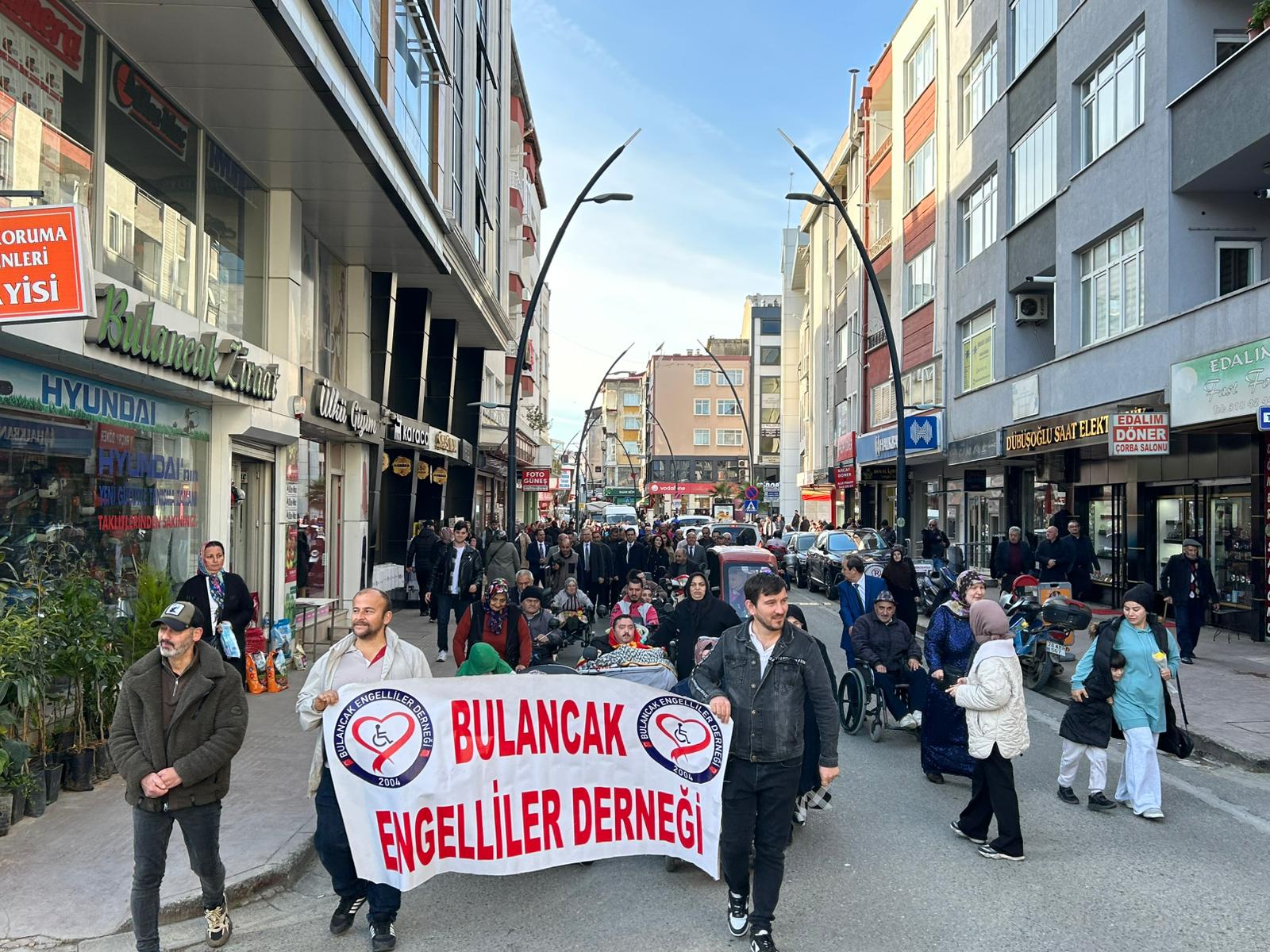 3 Aralık Engelliler Günü’nde Anlamlı Etkinlikler Gerçekleştirildi