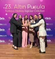 Tirebolu İletişim Fakültesi Öğrencileri Altın Pusula Ödülünü Kazandı