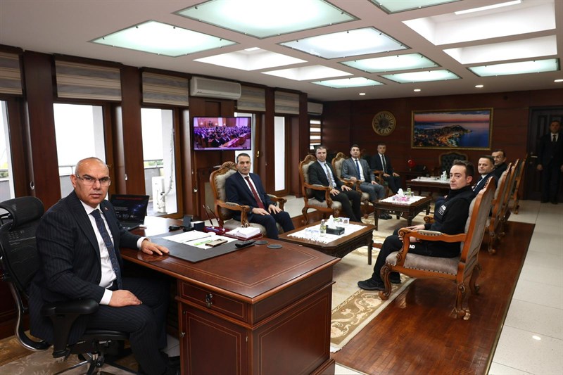 Vali Mustafa Koç, Valilik İçişleri Birim Müdürlerini Kabul Etti