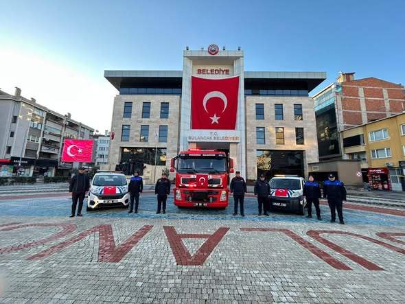 Bulancak Belediyesi’nden Bayrak Hassasiyeti