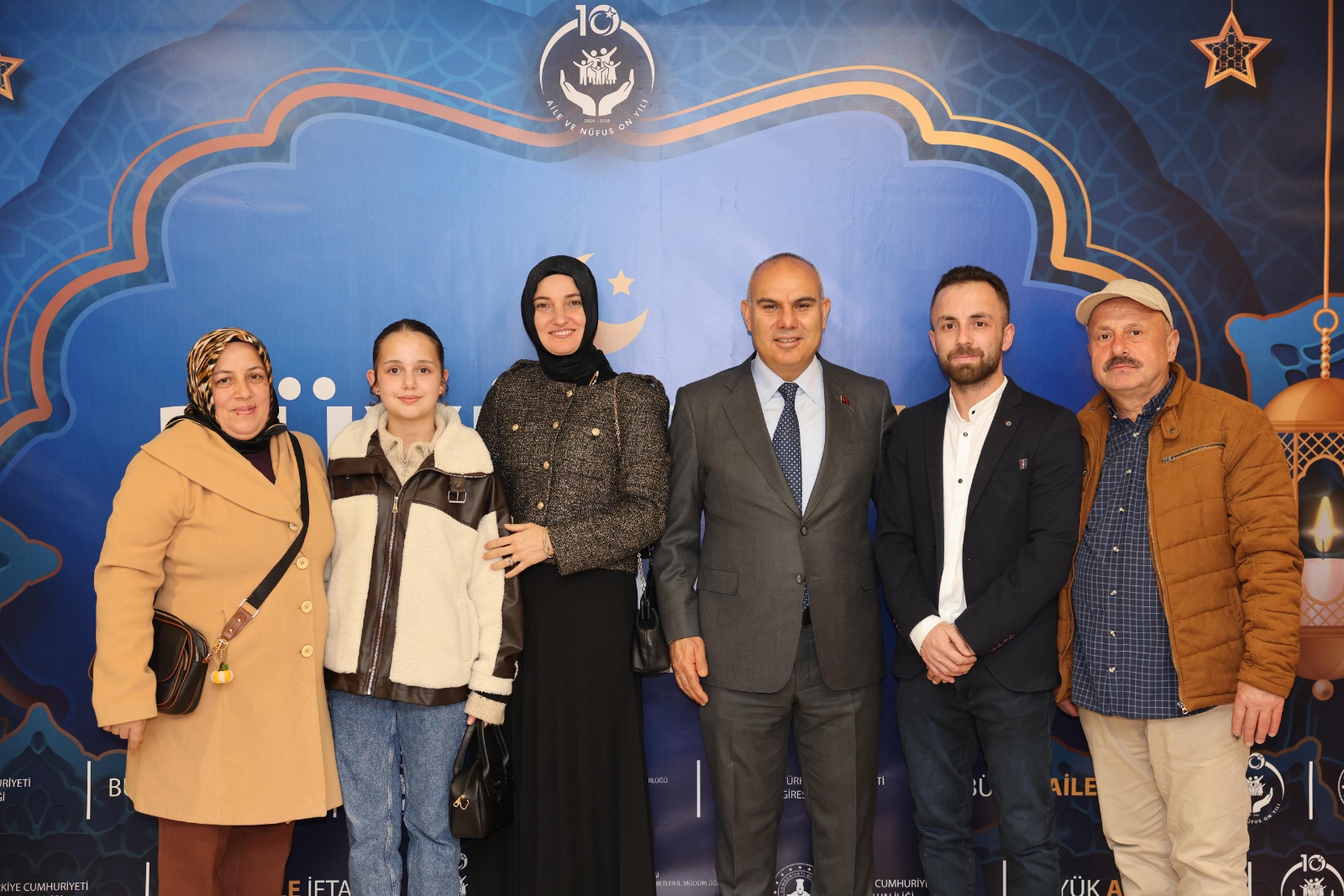 Vali Mustafa Koç ve Eşi Neslihan Gül Koç Hanımefendi,