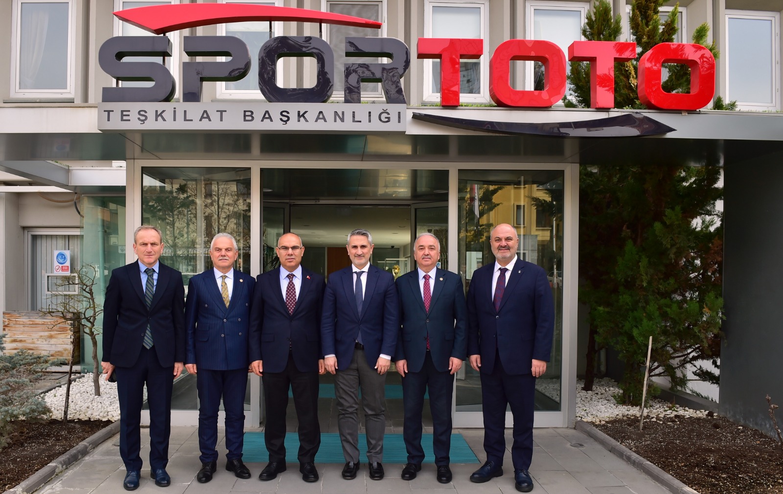 Giresun’a Dev Spor Kompleksi: Protokol İmzaları Ankara’da Atıldı