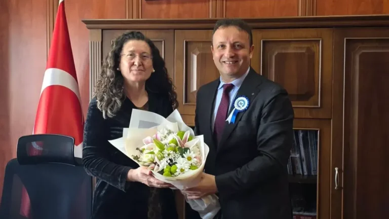 Hüsna Yıldız Giresun’a Atanan İlk Kadın Defterdarı Olarak Tarihe Geçti