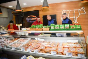 VATANDAŞLARIN SAĞLIĞI İÇİN ZABITADAN KASAPLARA DENETİM