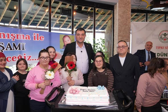 DÜNYA DOWN SENDROMU FARKINDALIK GÜNÜ’NDE ANLAMLI ETKİNLİK