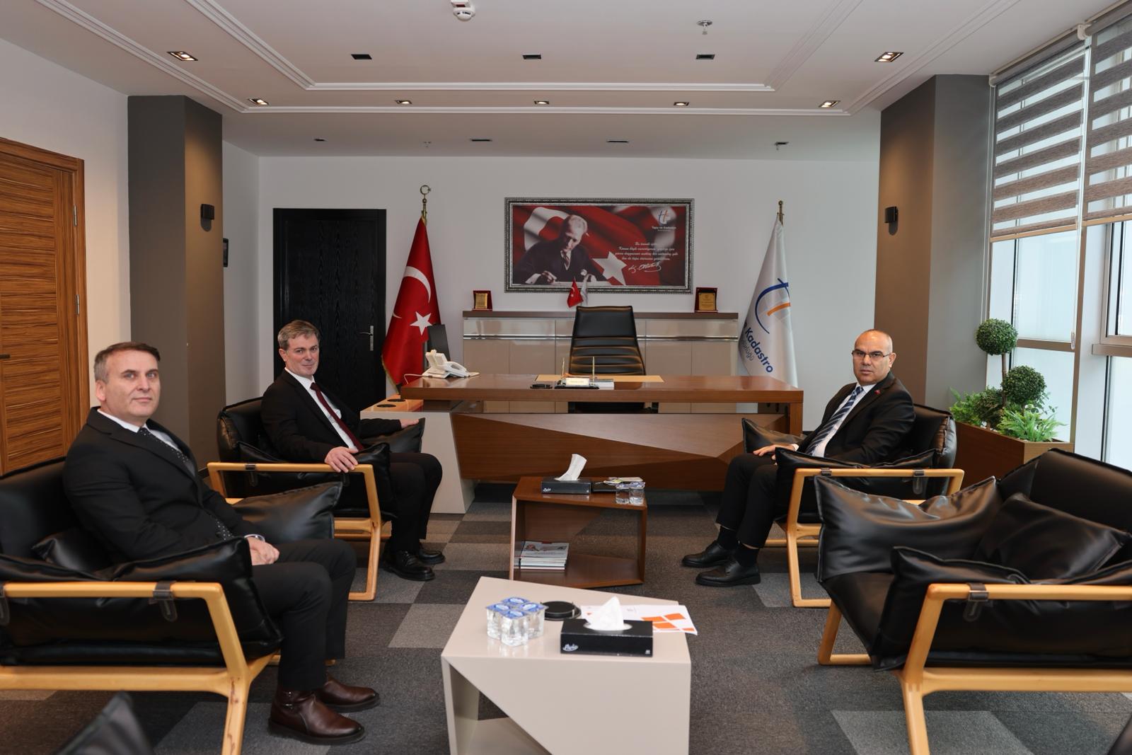 VALİ MUSTAFA KOÇ’TAN ÜÇ KURUMA İNCELEME ZİYARET