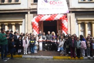 BELEDİYE ÇOCUK AKADEMİLERİNİN HAZIRLADIĞI SERGİ TAM NOT ALDI