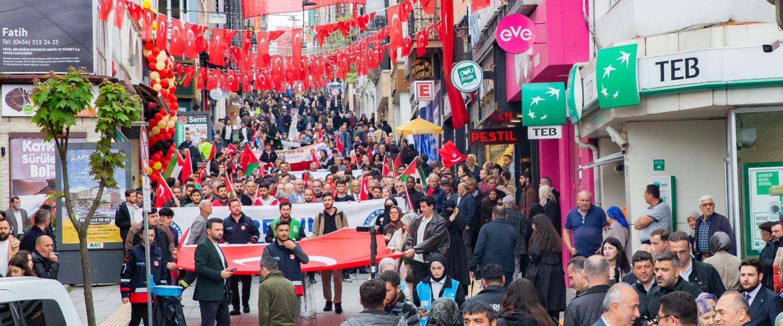 Giresun’da “Mazlum Coğrafyalar Yürüyüşü” Düzenlendi
