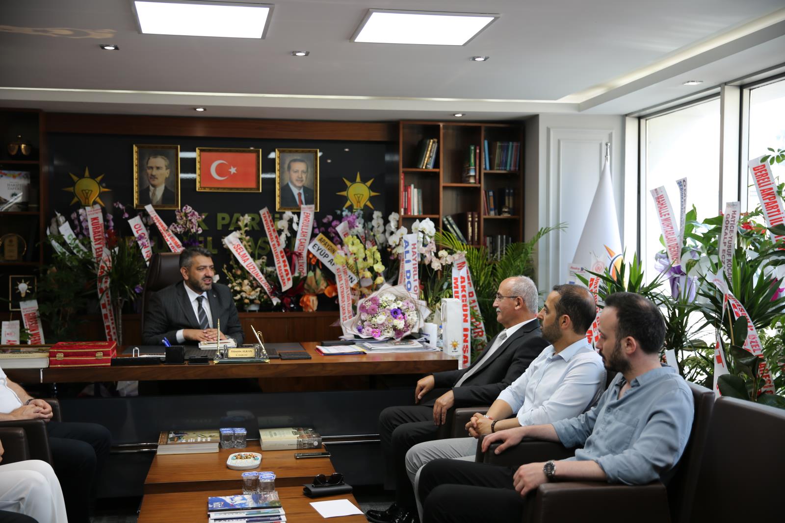 Rektörümüz Prof. Dr. Yılmaz Can’dan AK Parti İl Başkanı Hüseyin Alkan’a Tebrik Ziyareti
