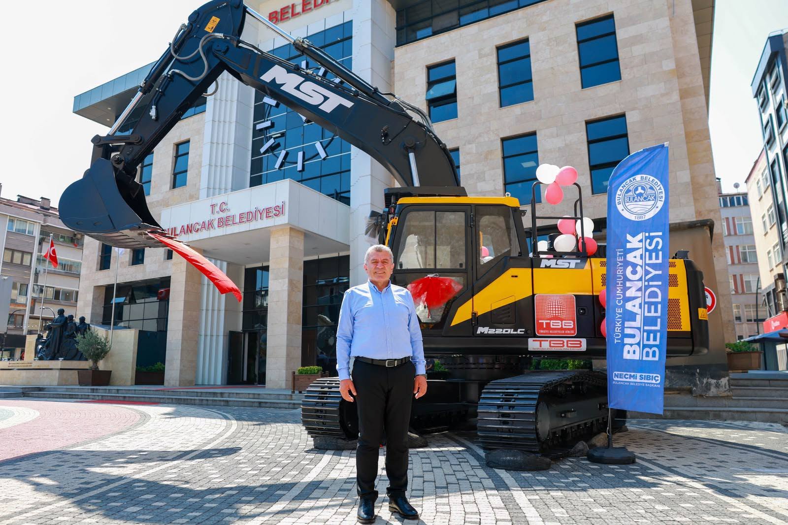 TBB Tarafından Hibe Edilen İş Makinesi