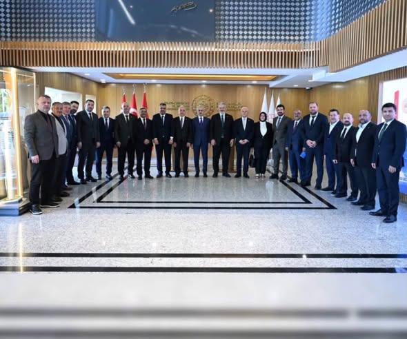 AK Parti Giresun’dan Ulaştırma Bakanı Uraloğlu’na Ulaşım Projeleri Görüşmesi