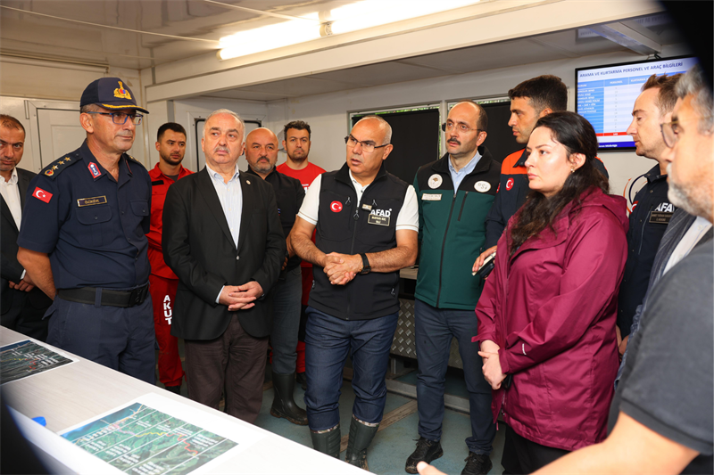 Valimiz Sayın Mustafa Koç,