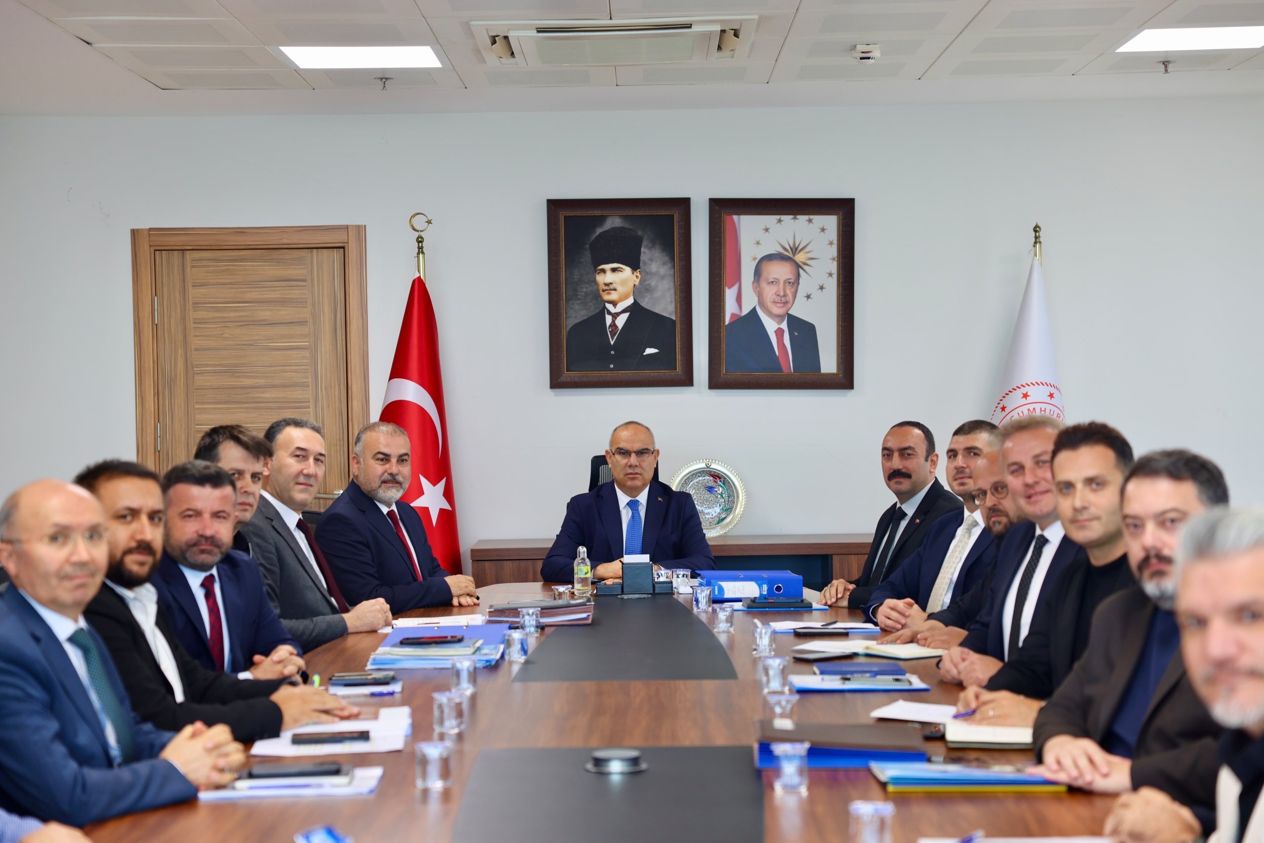 Valimiz Sayın Mustafa Koç