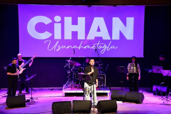 GİRESUN BELEDİYESİ KONSERVATUVARI YENİ SANAT SEZONUNU AÇTI