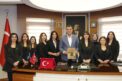MİNİKLERDEN BAŞKAN KÖSE’YE CUMHURİYET ZİYARETİ